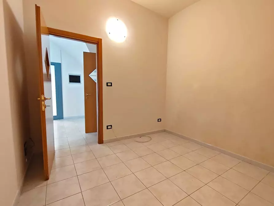 Immagine 5 di Laboratorio in affitto  in Via GERVASIO a San Severo