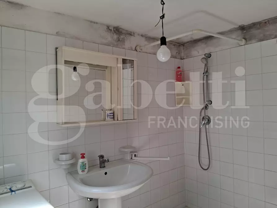 Immagine 14 di Casa indipendente in vendita  in Via Bologna, 115 a Vittoria