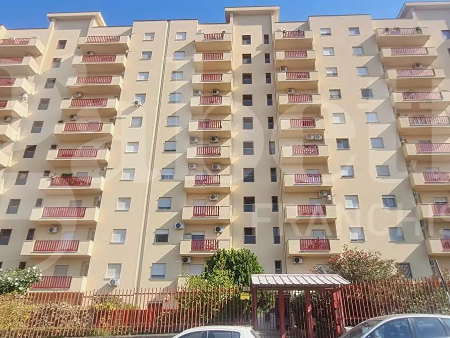 Immagine 1 di Appartamento in vendita  in Viale NicolÃ² Azoti a Palermo