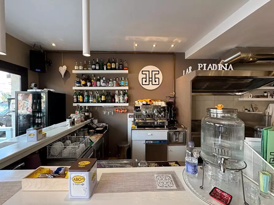 Immagine 4 di Bar / Ristorante in vendita  in Viale giuseppe mazzini, 14 a Cesenatico