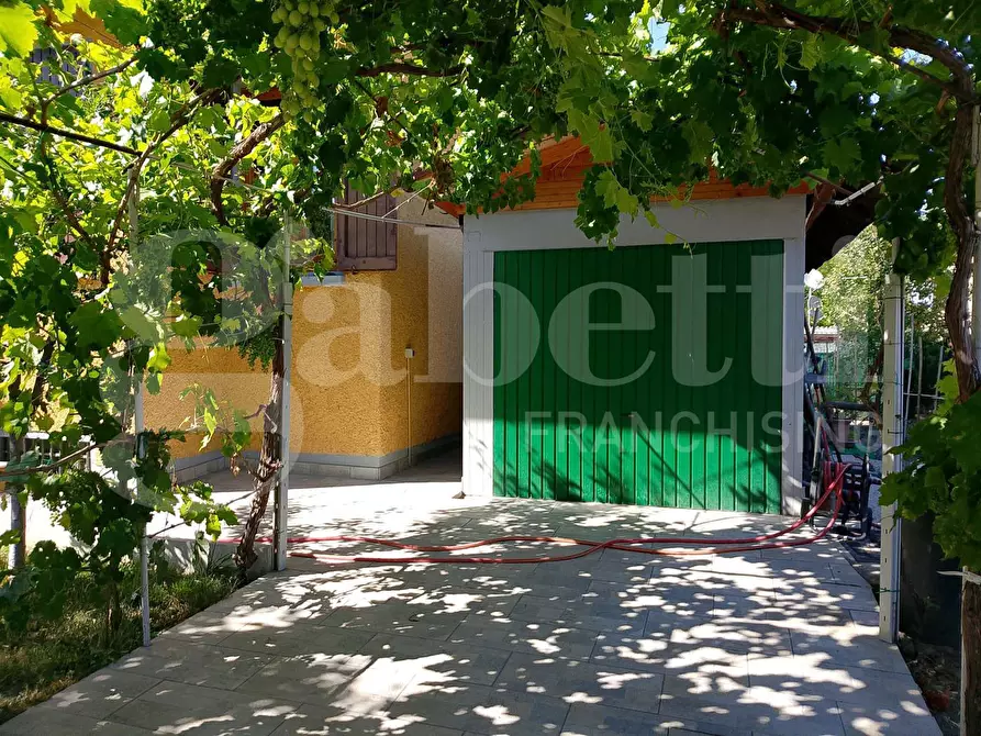 Immagine 40 di Casa bifamiliare in vendita  in Via vanini a Reggio Nell'emilia