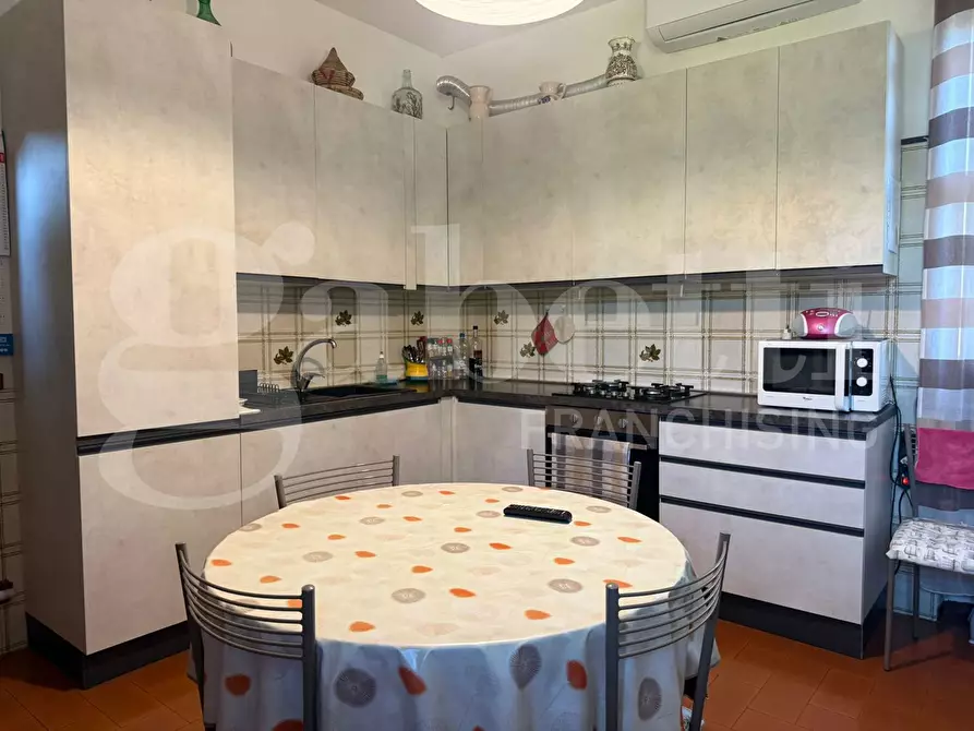Immagine 5 di Casa bifamiliare in vendita  in Via vanini a Reggio Nell'emilia