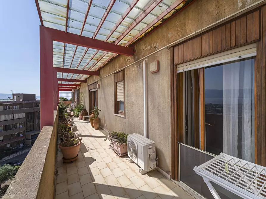 Immagine 38 di Appartamento in vendita  in Via Carrubbara, 2 a Messina