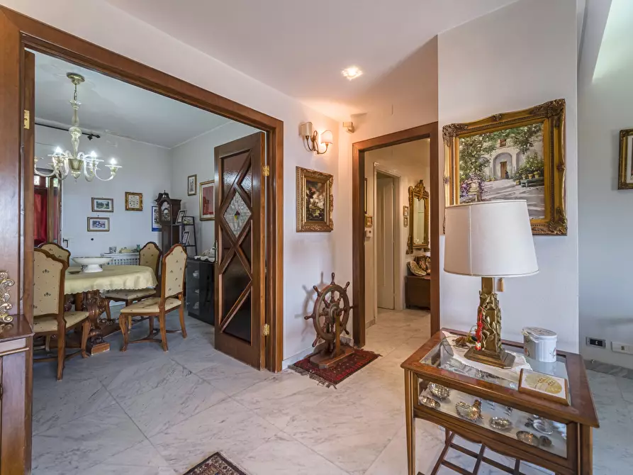 Immagine 13 di Appartamento in vendita  in Via Carrubbara, 2 a Messina