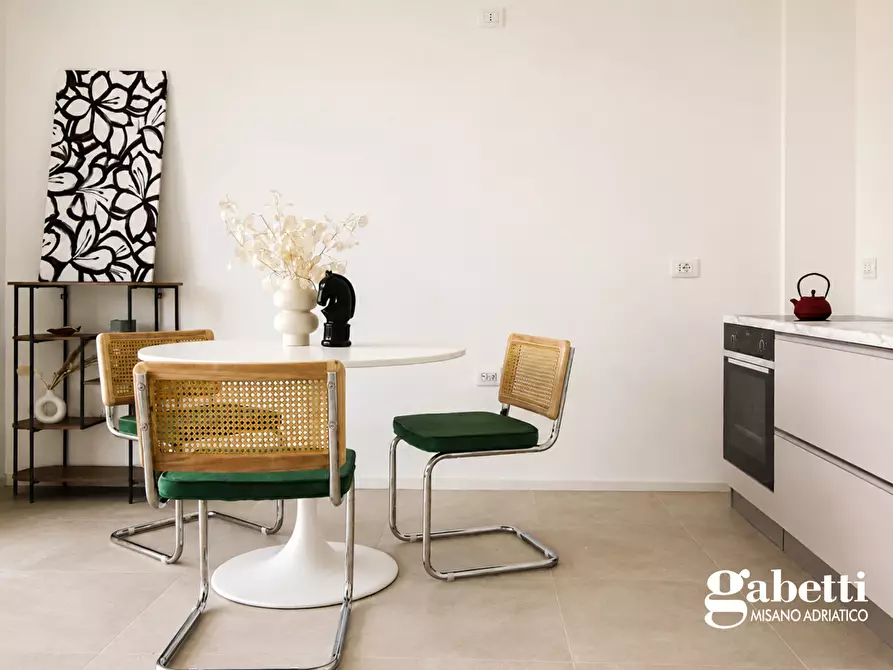 Immagine 1 di Appartamento in vendita  in Viale Tassoni, 22 a Riccione