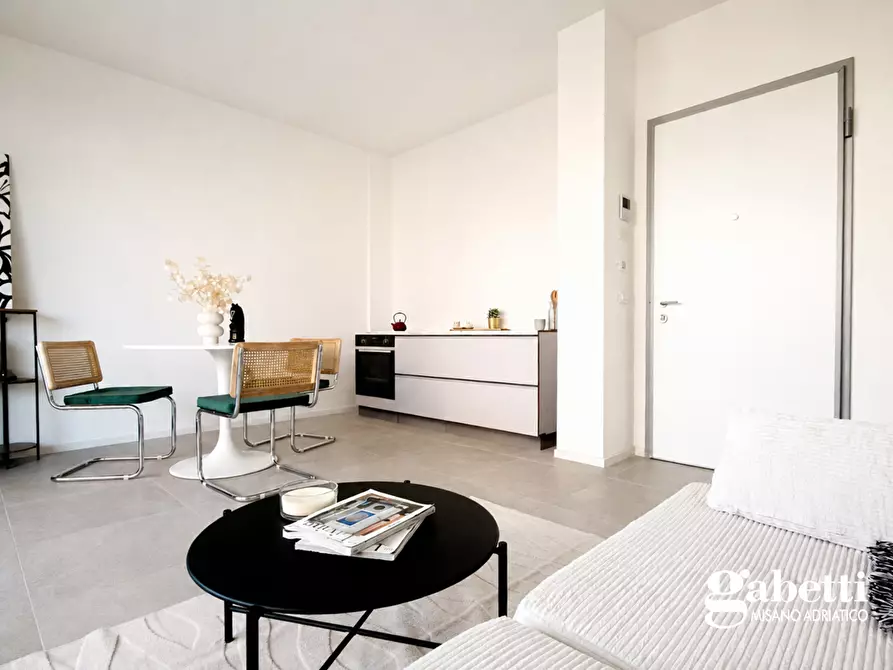 Immagine 2 di Appartamento in vendita  in Viale Tassoni, 22 a Riccione