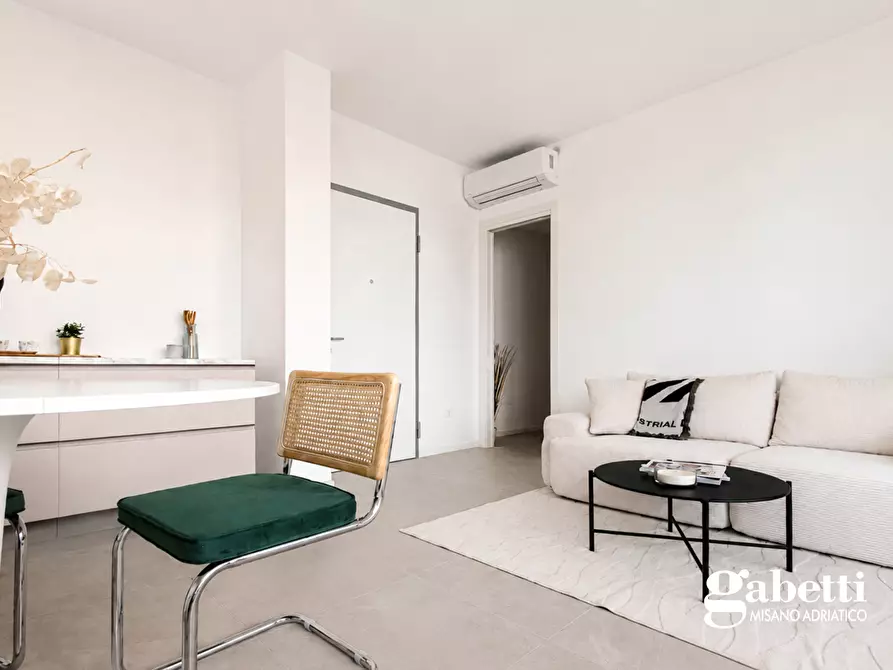 Immagine 7 di Appartamento in vendita  in Viale Tassoni, 22 a Riccione