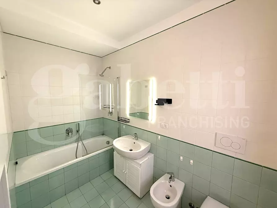 Immagine 11 di Appartamento in affitto  in Via Duccio di Buoninsegna, 103 a Roma