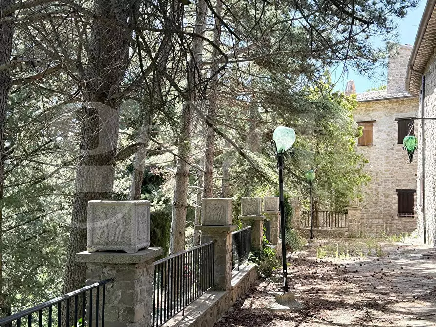 Immagine 13 di Appartamento in vendita  in Via FRAZIONE PARADISO, 1 a Assisi