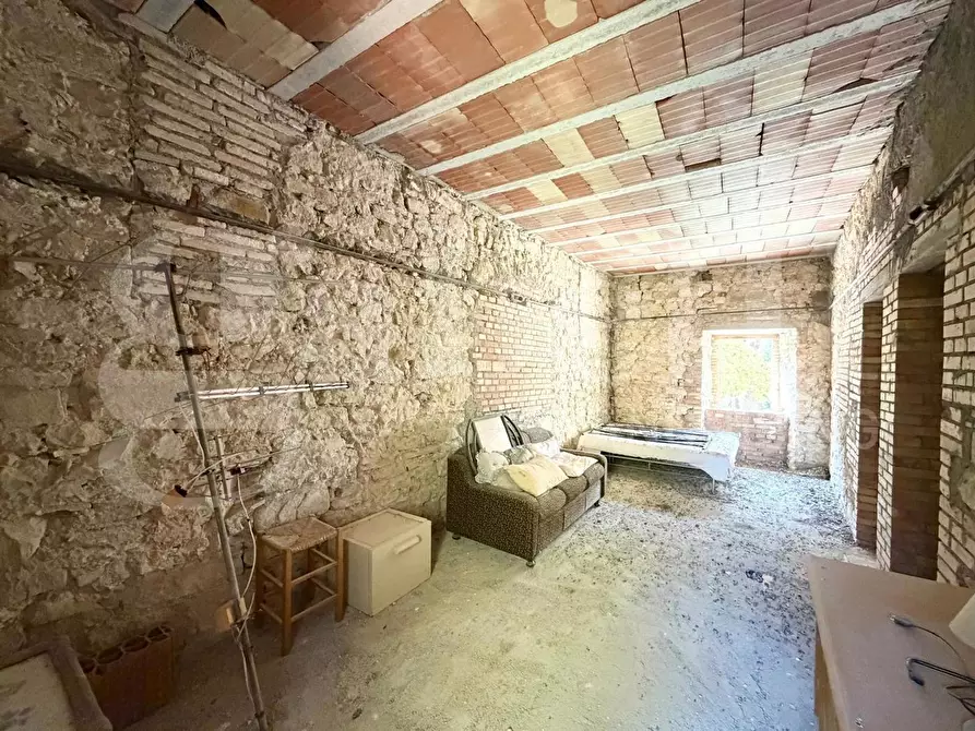 Immagine 40 di Appartamento in vendita  in Via FRAZIONE PARADISO, 1 a Assisi