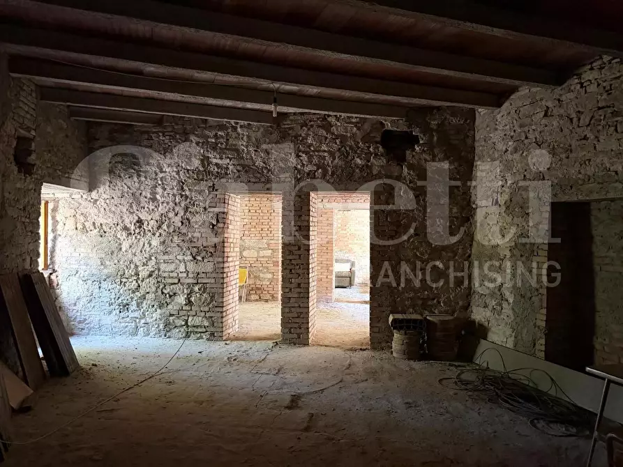 Immagine 39 di Appartamento in vendita  in Via FRAZIONE PARADISO, 1 a Assisi