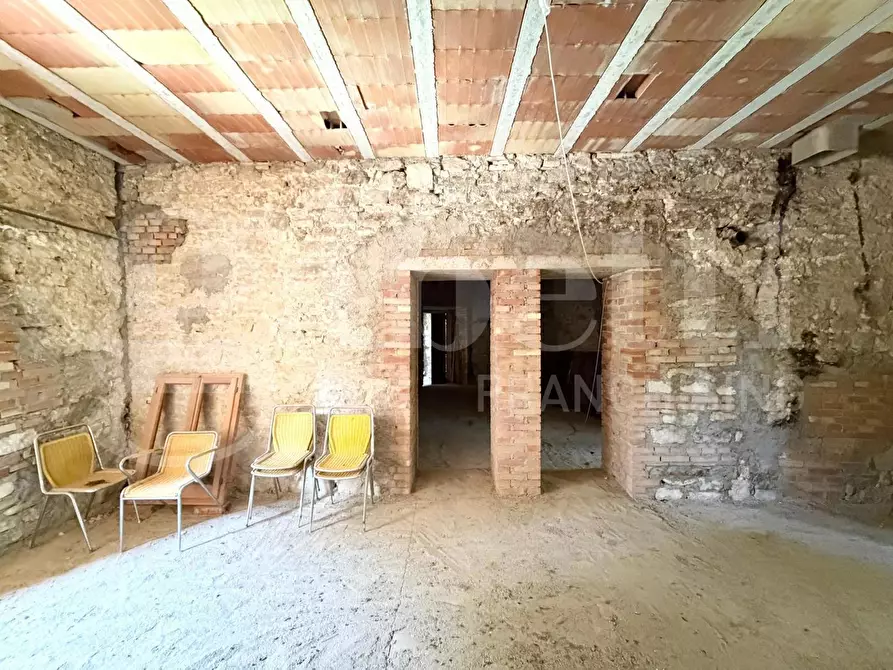 Immagine 34 di Appartamento in vendita  in Via FRAZIONE PARADISO, 1 a Assisi
