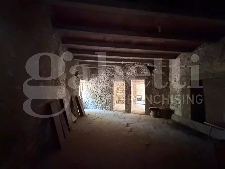 Immagine 38 di Appartamento in vendita  in Via FRAZIONE PARADISO, 1 a Assisi