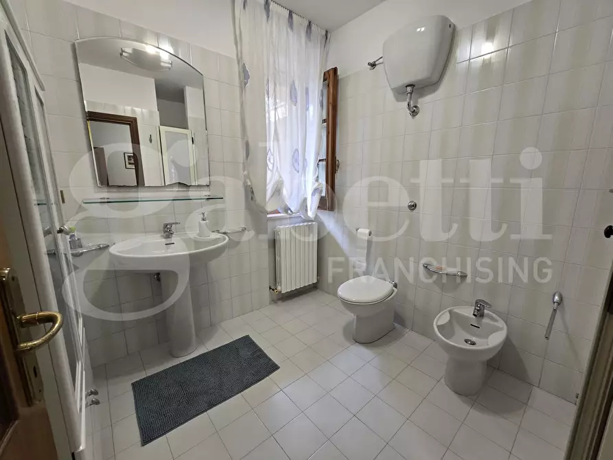 Immagine 8 di Villa in vendita  in Via della Cona, 20 a Sant'omero