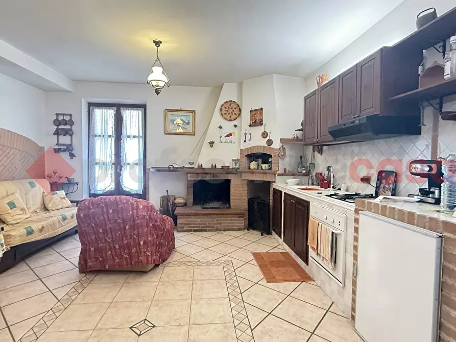 Immagine 2 di Appartamento in vendita  in Strada Vicinale Casette, 03010 a Fumone