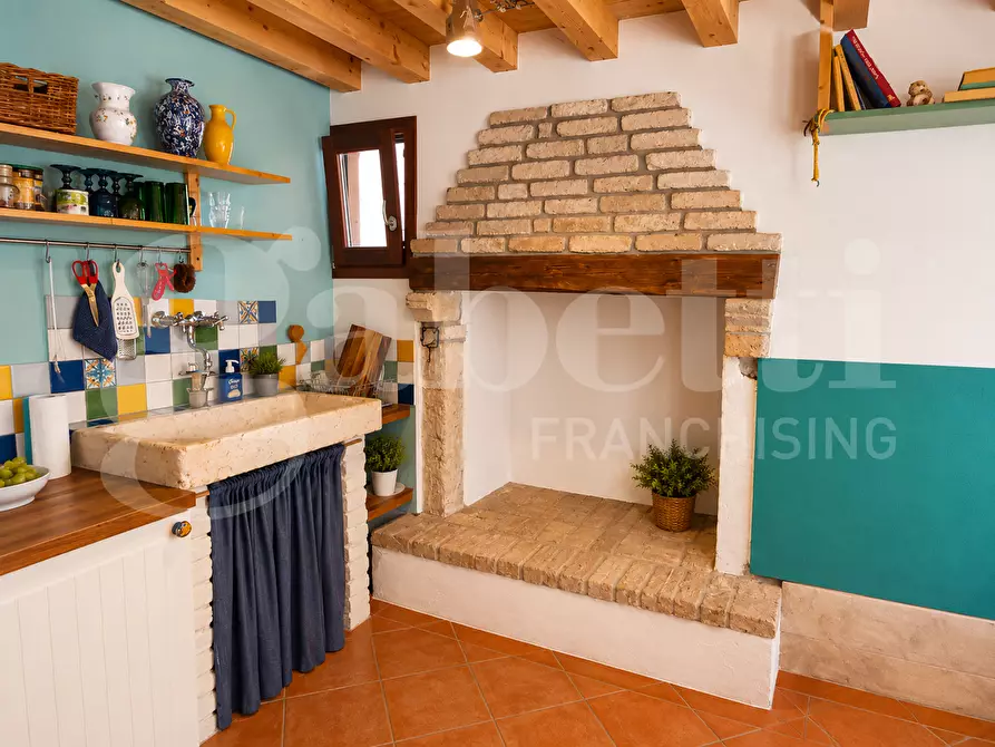 Immagine 1 di Casa indipendente in vendita  in Via PELLESTRINA - LOC.PELLESTRINA, 00 a Venezia