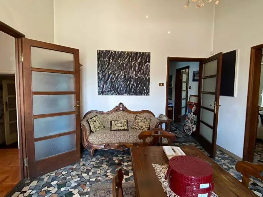 Immagine 4 di Villa in vendita  in Viale della Repubblica, 9 a Russi