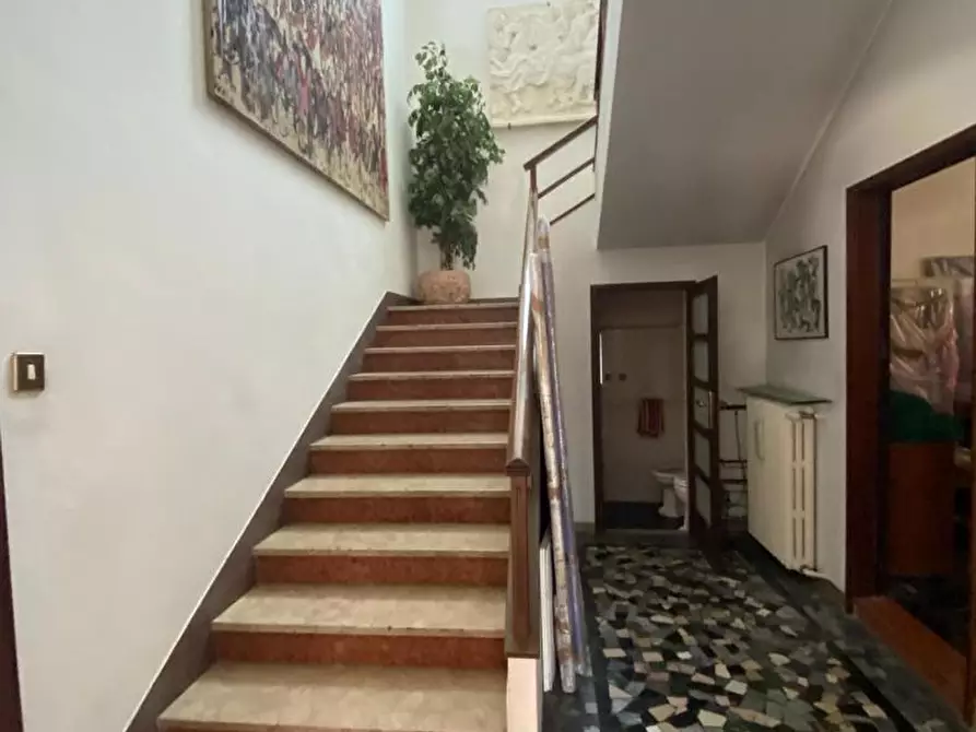 Immagine 4 di Villa in vendita  in Viale della Repubblica, 9 a Russi