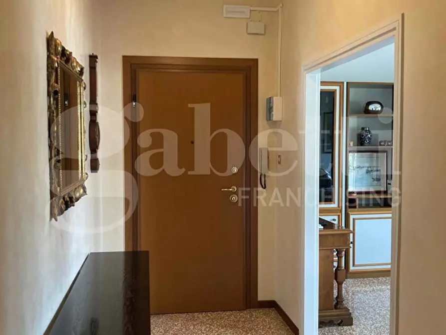 Immagine 11 di Appartamento in affitto  in Via dei mirtilli, . a Venezia