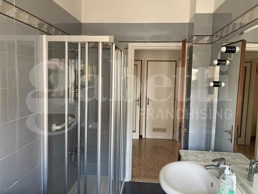 Immagine 9 di Appartamento in affitto  in Via dei mirtilli, . a Venezia