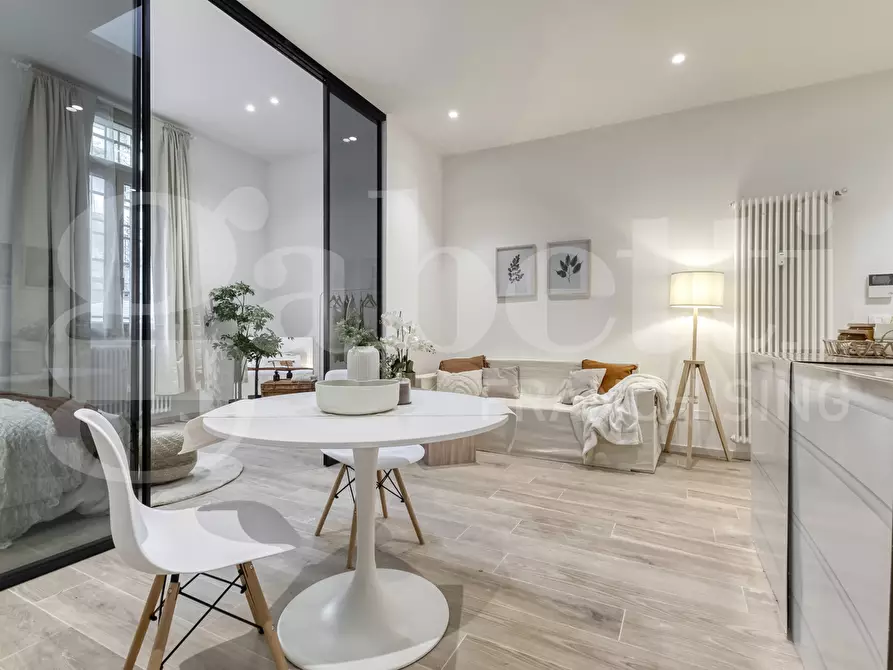 Immagine 10 di Appartamento in vendita  in Via Aurelio Saffi a Bologna