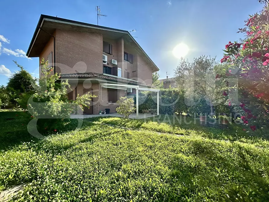 Immagine 2 di Casa bifamiliare in vendita  in Via Antonio Poma a San Lazzaro Di Savena