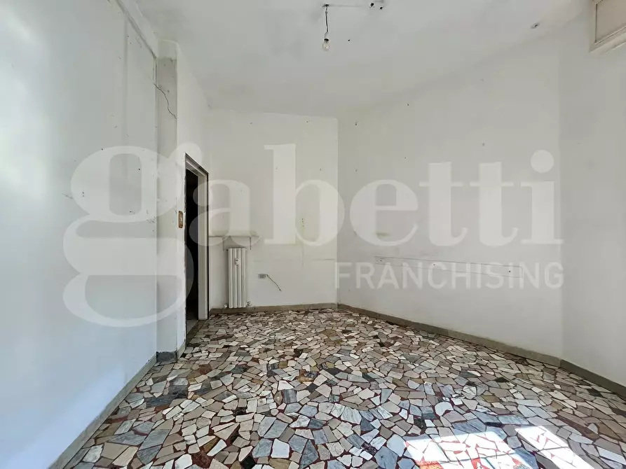 Immagine 11 di Appartamento in vendita  in Via Luigi Tukory a Bologna