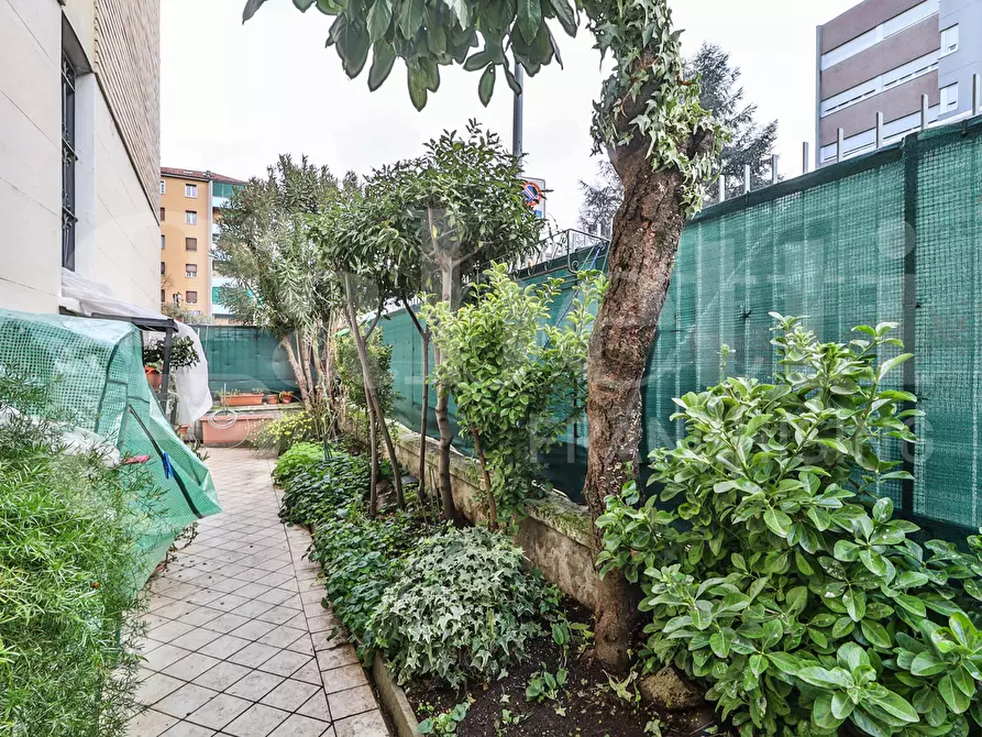 Immagine 3 di Appartamento in vendita  in Via BENEDETTO MARCELLO a Bologna