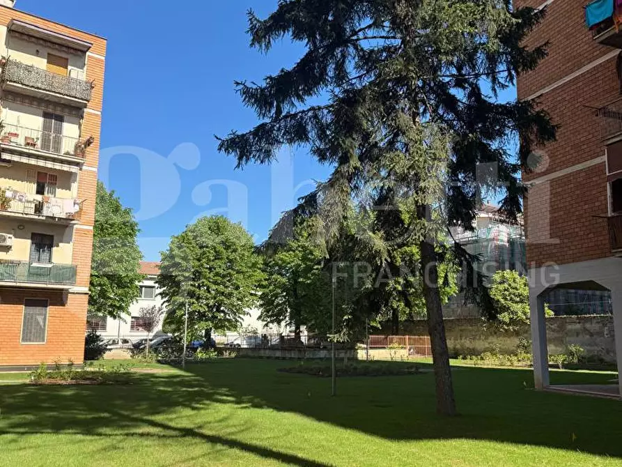 Immagine 2 di Appartamento in vendita  in Via CARDINALE GIL DE ALBORNOZ a Bologna