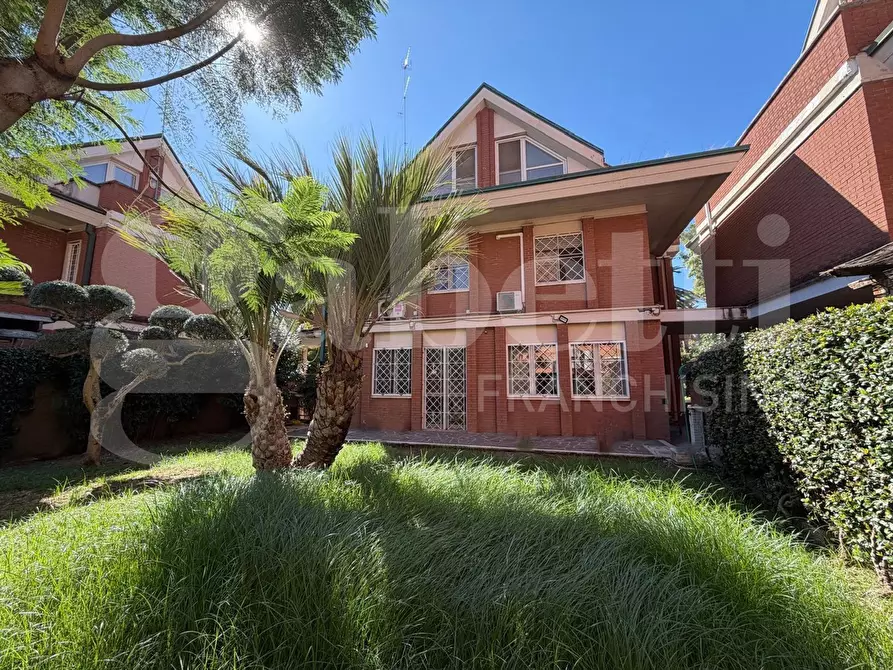 casa indipendente in vendita a Latina in zona Centro Città