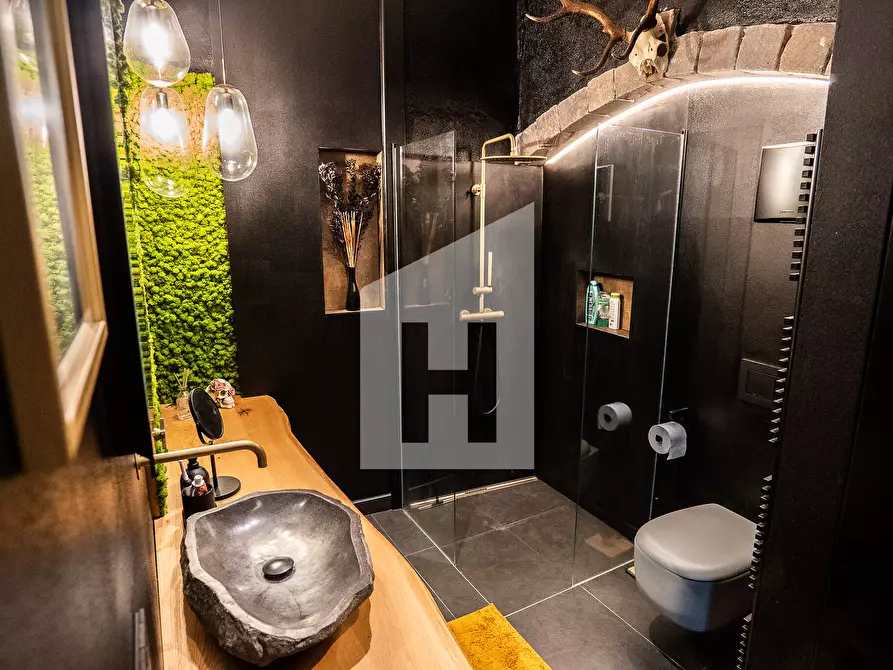 Immagine 7 di Appartamento in vendita  in S.s.d.v, Via Gungano, 3, 39052 Caldaro BZ, Italia a Caldaro Sulla Strada Del Vino .Kaltern An De.