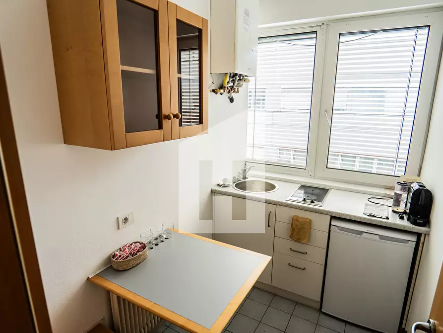 Immagine 8 di Ufficio in affitto  a Bolzano