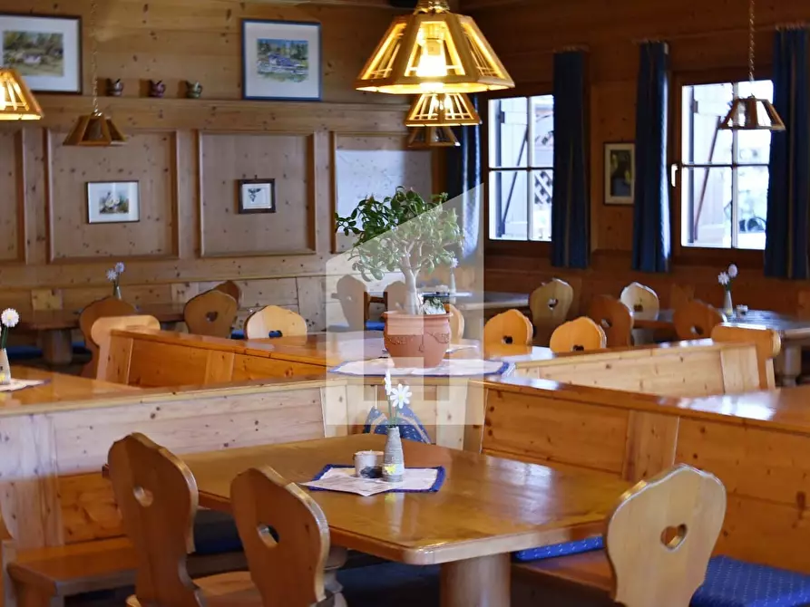 Immagine 9 di Bar / Ristorante in vendita  a Cavareno