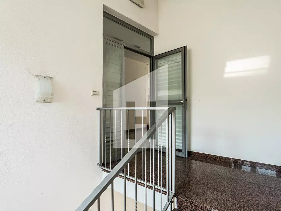 Immagine 11 di Ufficio in affitto  a Bolzano