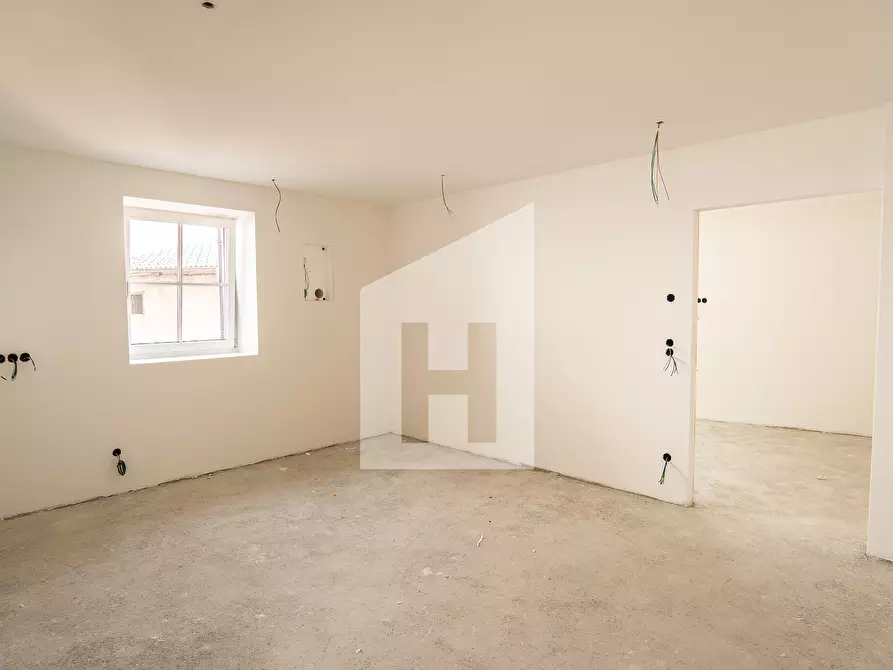 Immagine 2 di Appartamento in vendita  in Via Molini, 1, 39040 Termeno sulla Strada del Vino BZ, Italia a Termeno Sulla Strada Del Vino .Tramin An Der.