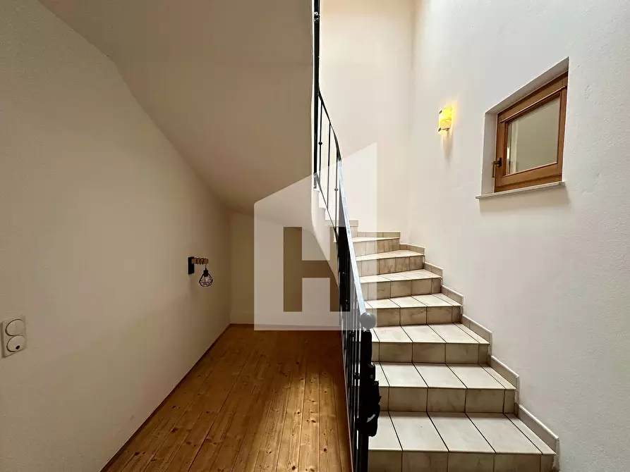 Immagine 8 di Appartamento in vendita  in S.s.d.v, Via Heppenheim, 30, 39052 Caldaro BZ, Italia a Caldaro Sulla Strada Del Vino .Kaltern An De.