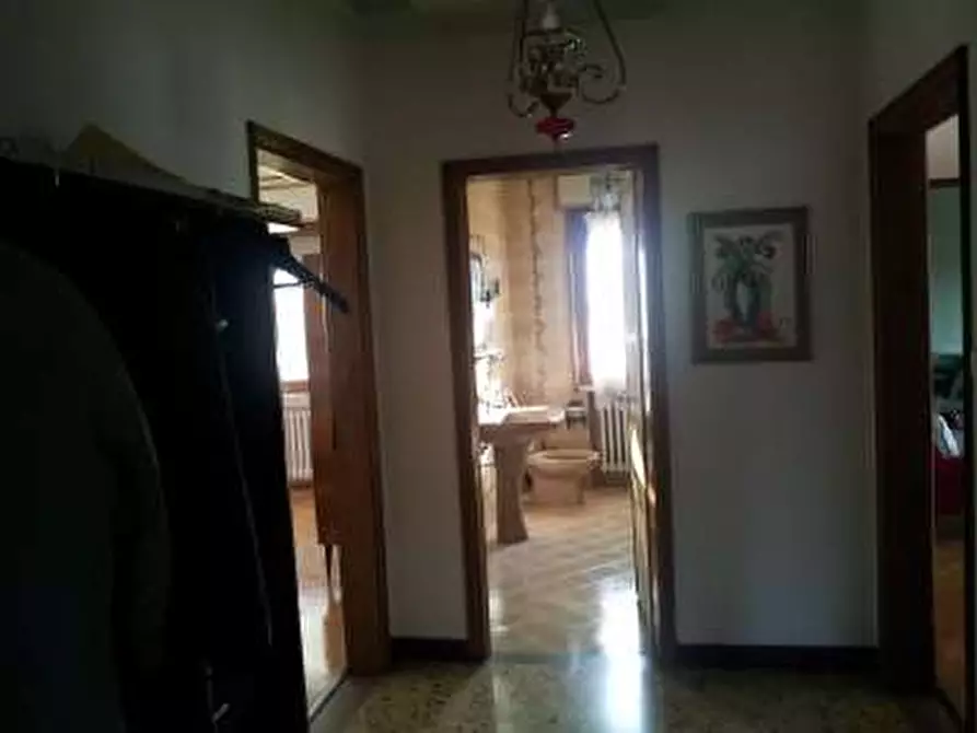 Immagine 8 di Villa in vendita  a Gaiarine