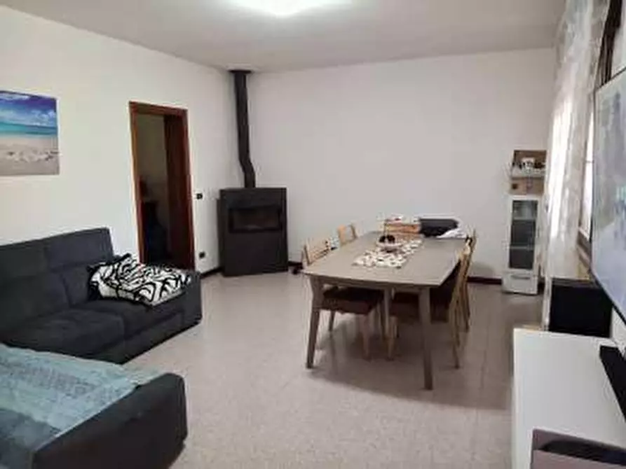 Immagine 4 di Villa in vendita  a Brugnera