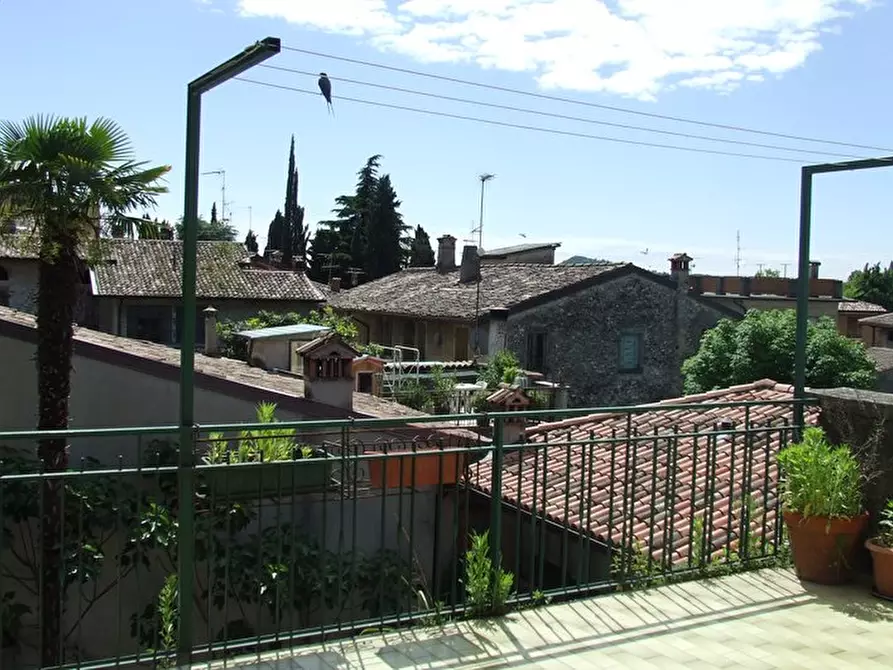 Immagine 1 di Appartamento in vendita  in Via Giordano bruno a San Felice Del Benaco