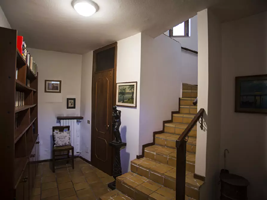 Immagine 10 di Villa in vendita  in Via Cantarane a Manerba Del Garda