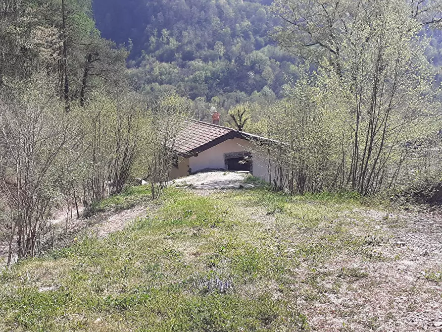 Immagine 8 di Rustico / casale in vendita  in Via Strada Statale a Lavenone