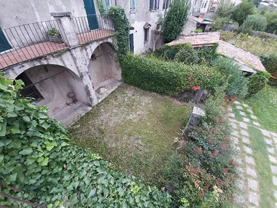 Immagine 9 di Villa in vendita  in Via Cavour a San Felice Del Benaco