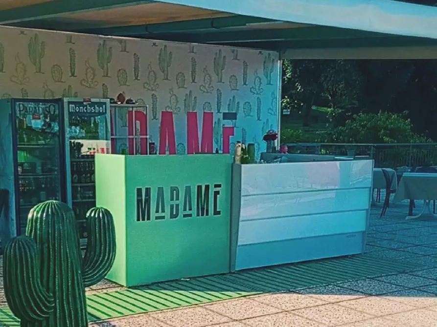 Immagine 19 di Attività commerciale in vendita  in Via Roma a Gardone Riviera