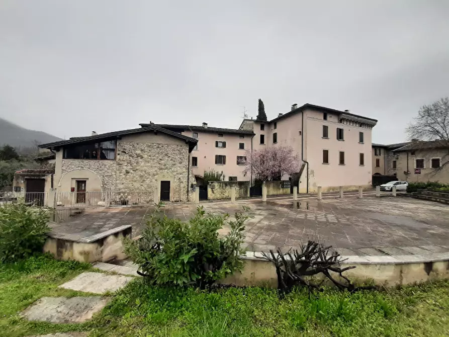 Immagine 1 di Bar / Ristorante in affitto  in Via Giacomo Puccini a Roè Volciano