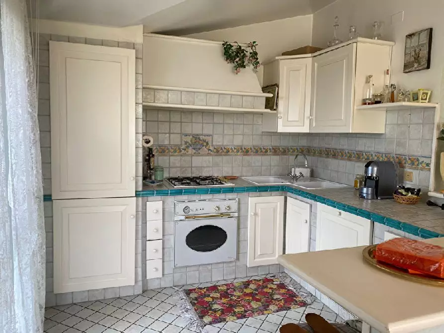 Immagine 11 di Villa in affitto  in Via Serraglie a Manerba Del Garda