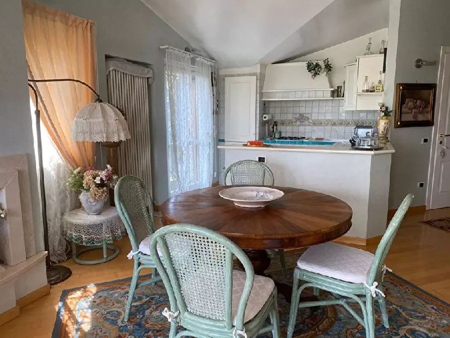 Immagine 12 di Villa in affitto  in Via Serraglie a Manerba Del Garda