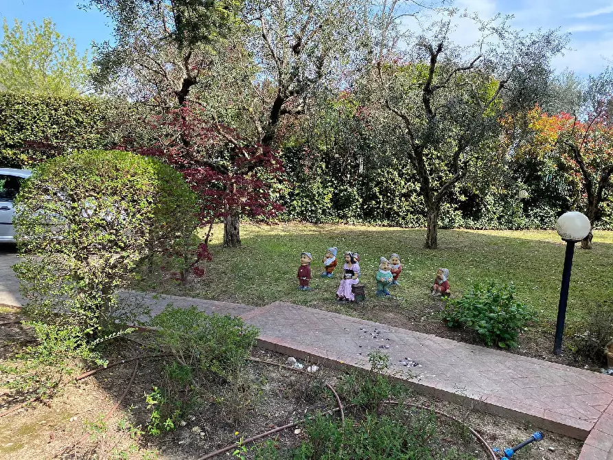 Immagine 8 di Villa in affitto  in Via Serraglie a Manerba Del Garda