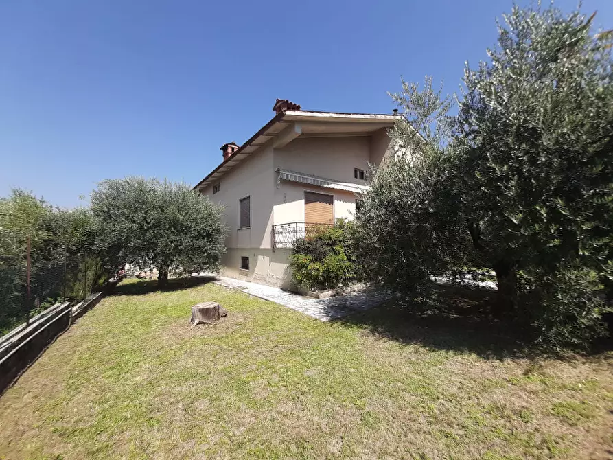 Immagine 2 di Villa in vendita  in Via Ridelli a Gavardo