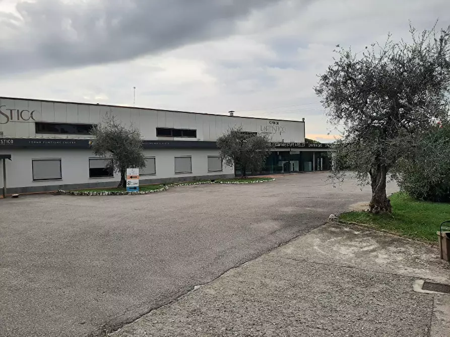 Immagine 9 di Capannone industriale in vendita  in Via Nazionale, 2 a Puegnago Sul Garda