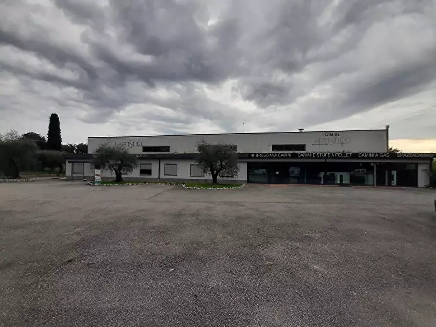 Immagine 1 di Capannone industriale in vendita  in Via Nazionale, 2 a Puegnago Sul Garda
